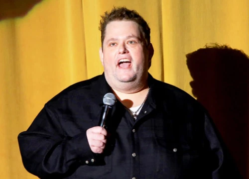 Danh hài Ralphie May đột tử ở tuổi 45