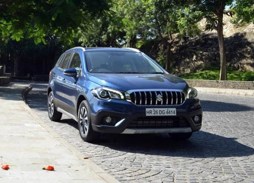 Suzuki S-Cross 2017: SUV giá rẻ chỉ 295 triệu đồng