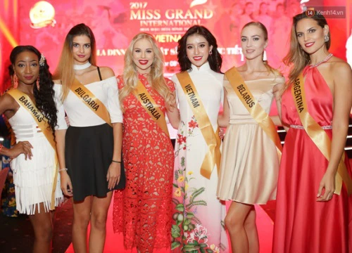 Á hậu Huyền My diện áo dài trắng đọ sắc cùng dàn người đẹp "Miss Grand International"