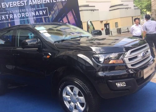 Ford Everest sắp thêm bản số sàn ở Việt Nam, giá dưới 1 tỷ