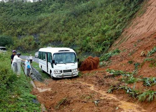 Lũ quét ở Yên Bái: 4 người mất tích, 234 ngôi nhà bị cuốn trôi