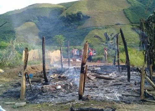 Sơn La: Lửa cháy ngùn ngụt thiêu rụi căn nhà, 2 bé gái tử vong