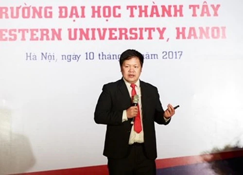 "Tôi từng thấy, cử nhân gần 30 tuổi nhưng bố mẹ vẫn dắt đi xin việc"