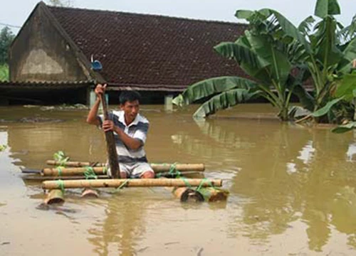 Người dân tháo chạy trong cơn đại hồng thủy