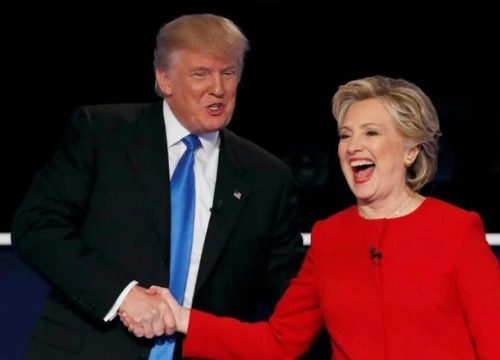 Tổng thống Trump "thách đấu" bà Clinton tái tranh cử