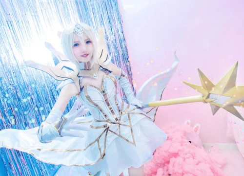 Xao xuyến với cosplay Lux Thập Đại Nguyên Tố cực đáng yêu trong Liên Minh Huyền Thoại