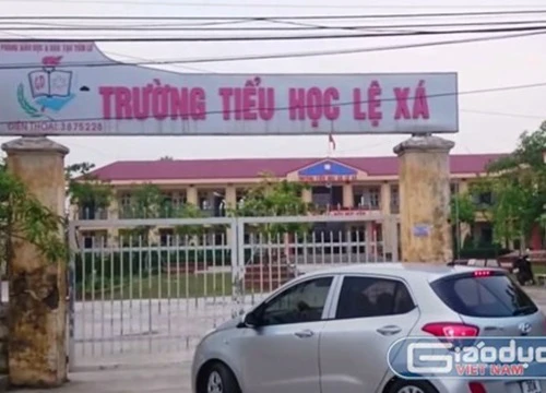 Phụ huynh xem con như châu báu, hiệu trưởng được đà... lạm thu