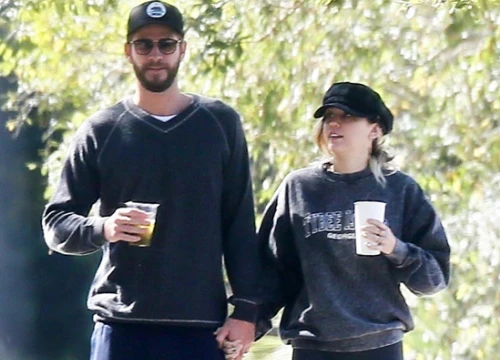 Miley và Liam trở lại nơi tình yêu bắt đầu