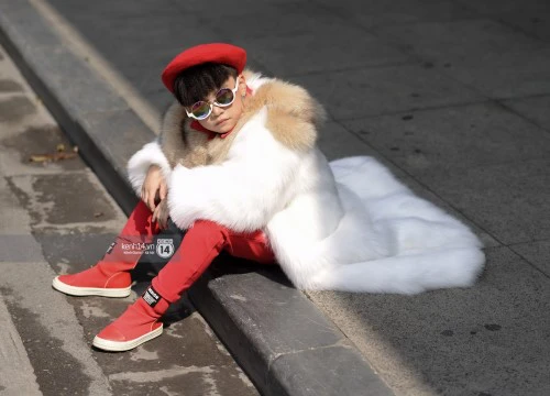 Fashionisto nhí diện áo lông to sụ như G-Dragon, nổi bật nhất street style ngày cuối VIFW