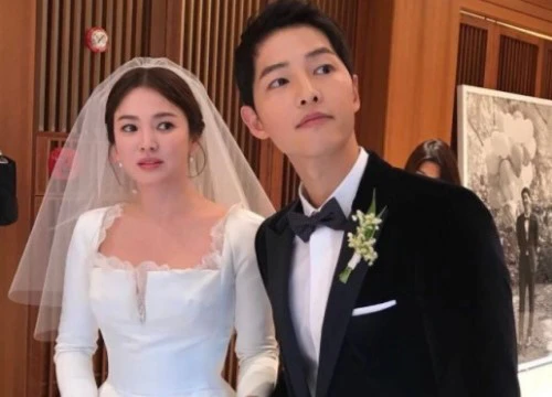 Gia đình Song Joong Ki chào đón nàng dâu mới Song Hye Kyo