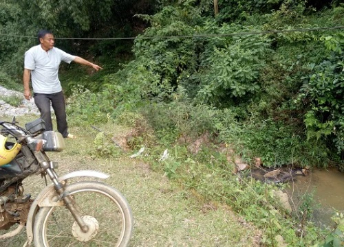 Sơn La: Dân bản chung tay lo hậu sự cho trẻ sơ sinh bị bỏ rơi