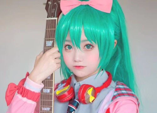 Bộ cosplay Miku đầu tiên của Tiểu Nhu!