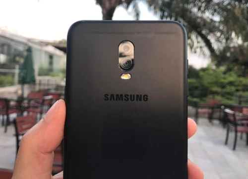 Đánh giá camera kép trên Galaxy J7+: Chụp xóa phông ấn tượng