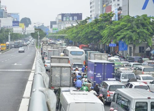 Giải quyết "điểm đen" giao thông Tân Sơn Nhất, "quá tầm tay" TPHCM