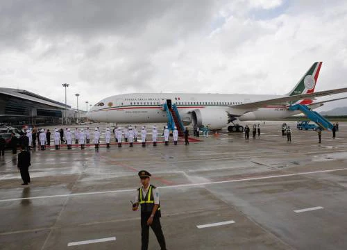 APEC Việt Nam: 10 đoàn lãnh đạo tới sân bay Đà Nẵng