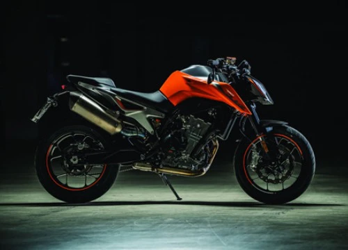 "Chiến binh" KTM 790 Duke 2018 ra mắt