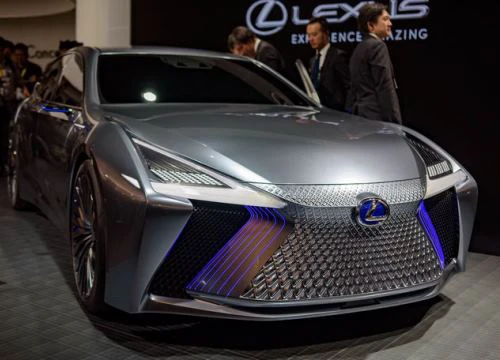 Lexus LS+ Concept lộ diện với thiết kế tuyệt đẹp