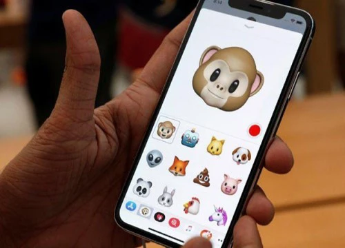 Apple lý giải những tranh cãi về Animoji