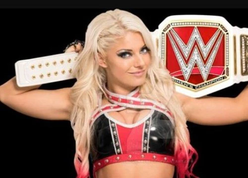 Alexa Bliss - Nhà vô địch 'nhỏ', nhưng cực hút fan của WWE