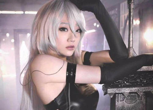 Ngắm nhìn cô nàng Aza Miyuko cực gợi cảm trong cosplay Nier: Automata