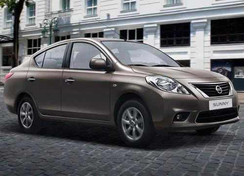 Nissan Sunny XV ở Việt Nam hạ giá còn 468 triệu đồng