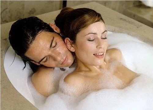 Đổi gió với "oral sex", chồng ngày càng lười biếng