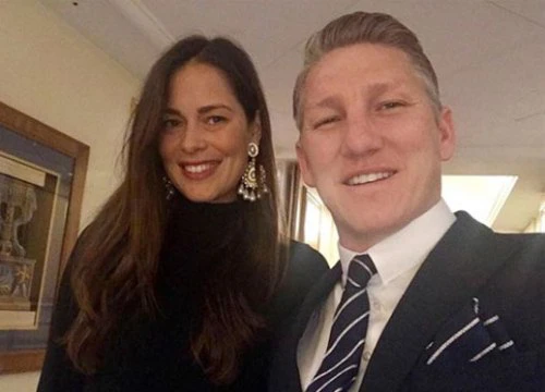 Vợ chồng Schweinsteiger sắp có con đầu lòng