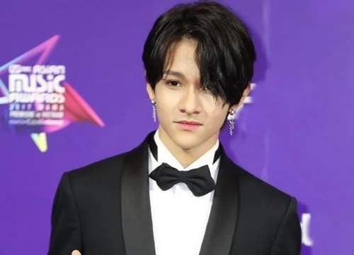 Kim Samuel 'một mình một cõi' vẫn chiếm trọn spotlight MAMA 2017 in Vietnam