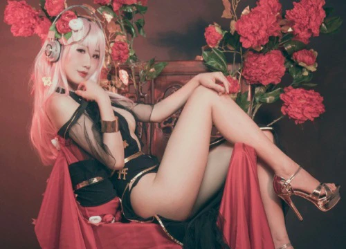 Cùng ngắm cosplay Super Sonico cực gợi cảm và nóng bỏng