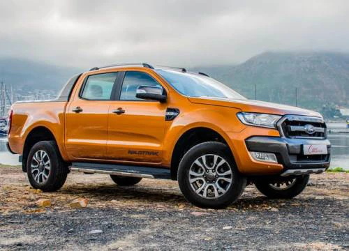 Ford Ranger và Explorer tạm ngưng nhập về Việt Nam