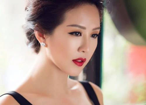 HH Thu Hoài viết tâm thư về người trong showbiz chia rẽ tình mẹ con?