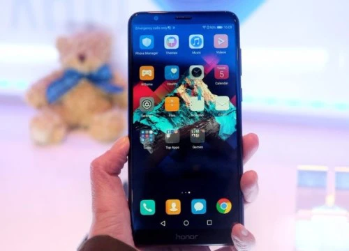 Ra mắt smartphone có chip AI và Animoji tốt hơn iPhone X, nhưng bằng nửa giá