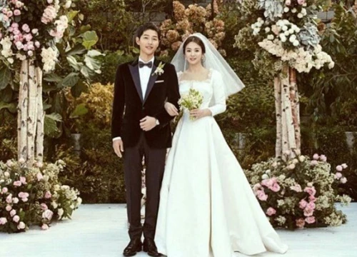 Song Joong Ki đưa bà xã Song Hye Kyo về quê sau hơn 1 tháng kết hôn?