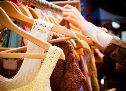 Kinh nghiệm mua sắm thú vị dành cho nàng mê đồ secondhand