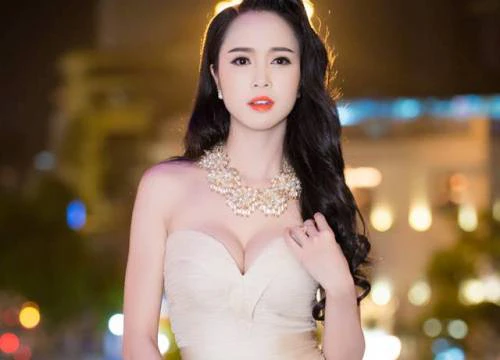 Những mỹ nhân Việt chăm chỉ khoe vòng 1 nhất showbiz Việt