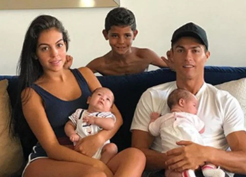 Ronaldo bá chủ Instagram năm 2017