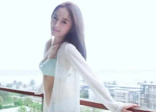 Show thực tế "nghẽn sóng" nhờ dàn mỹ nữ diện áo tắm sexy