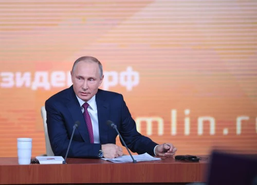 Putin tiết lộ chương trình tái tranh cử trước hơn 1.600 phóng viên