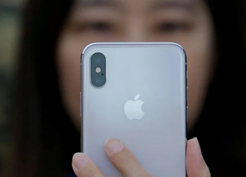 Apple ra iOS 11.2.1 khắc phục lỗi camera iPhone lấy nét sai