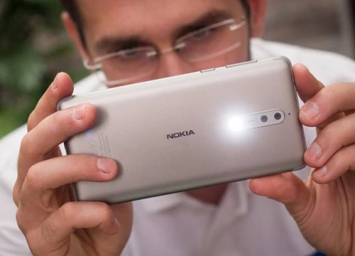 Máy ảnh kép trên Nokia 9 sẽ hỗ trợ góc rộng hay telephoto?