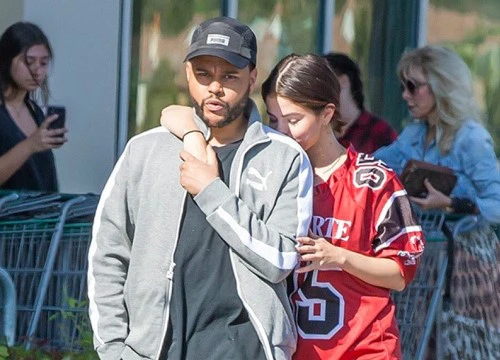 Tình tứ bên Justin là thế, nhưng Selena Gomez vẫn không ngừng nghĩ về The Weeknd?