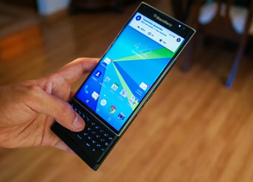 BlackBerry ngừng hỗ trợ Priv, lên lịch khai tử hoàn toàn BB10