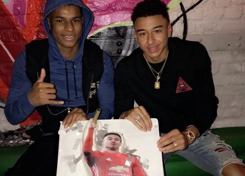 Lingard tổ chức tiệc sinh nhật ấm cúng cùng Marcus Rashford