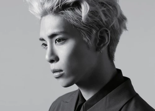 Fan mong muốn SM phát hành album cuối cùng của Jonghyun