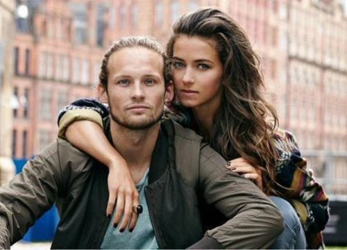 Vợ Daley Blind tiết lộ bến đỗ mới của chồng?