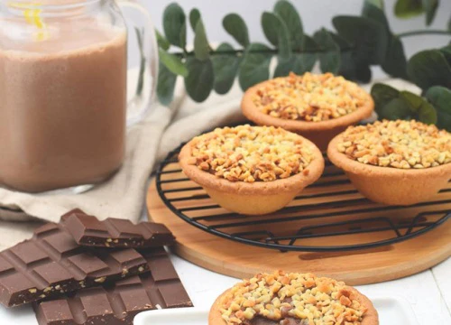 Hokkaido ra mắt hương vị bánh nướng phô mai chocolate almond Ưu đãi mua 2 tặng 1