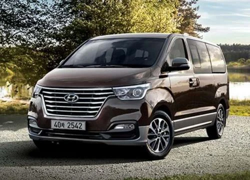 Hyundai Grand Starex 2018 có giá từ 440 triệu đồng