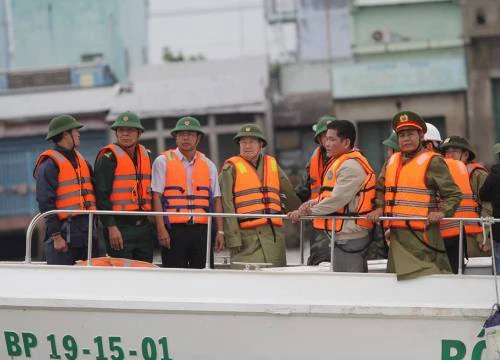 CẬP NHẬT bão số 16: "Trâu mộng" giảm tốc, tiến vào vùng biển Trà Vinh - Cà Mau