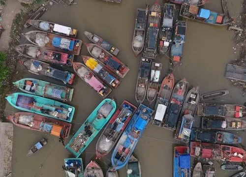 Chạy đua với thời gian ứng phó bão Tembin ở Sóc Trăng