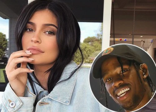 Đang mang bầu, Kylie Jenner lại như "ngồi trên đống lửa" vì nghi bạn trai ngoại tình ở các hộp đêm